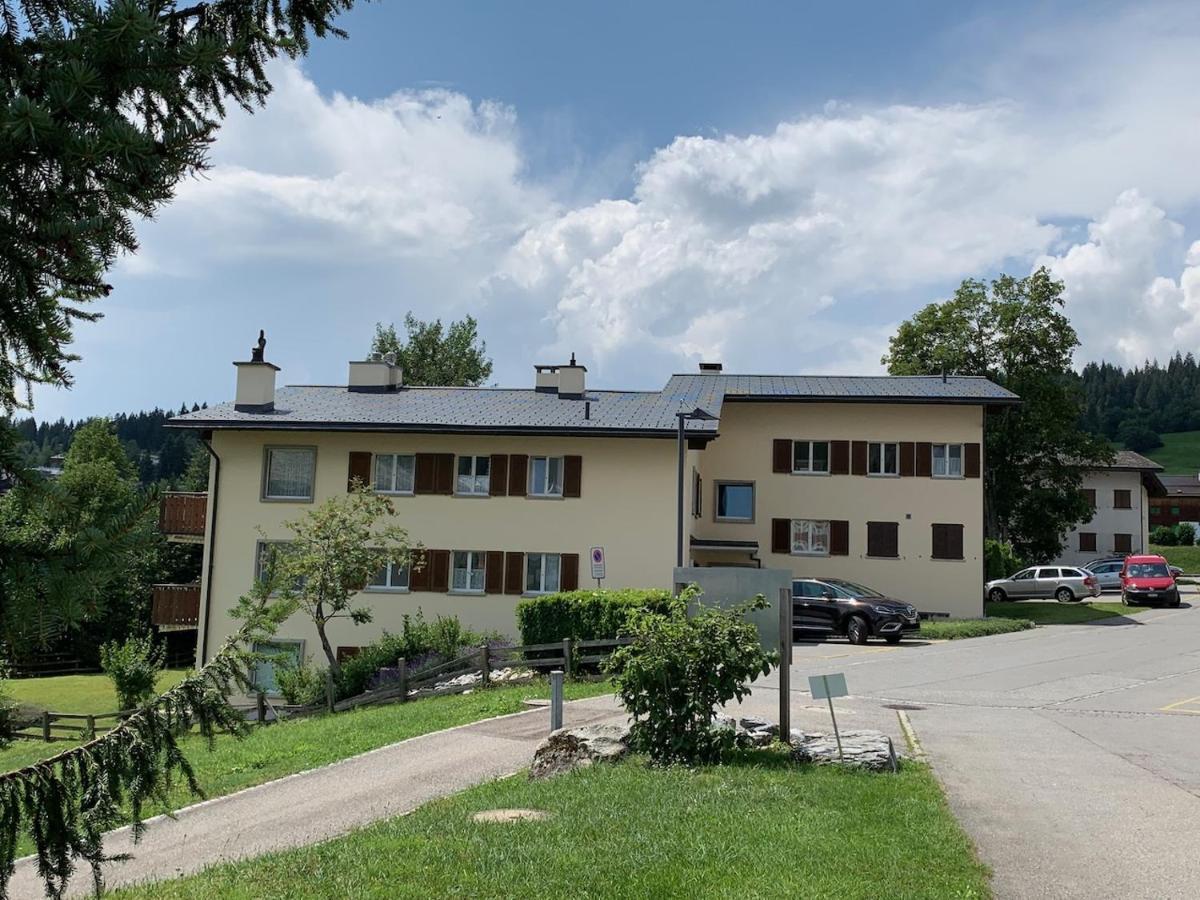 Arcula Apartment Флимс Екстериор снимка